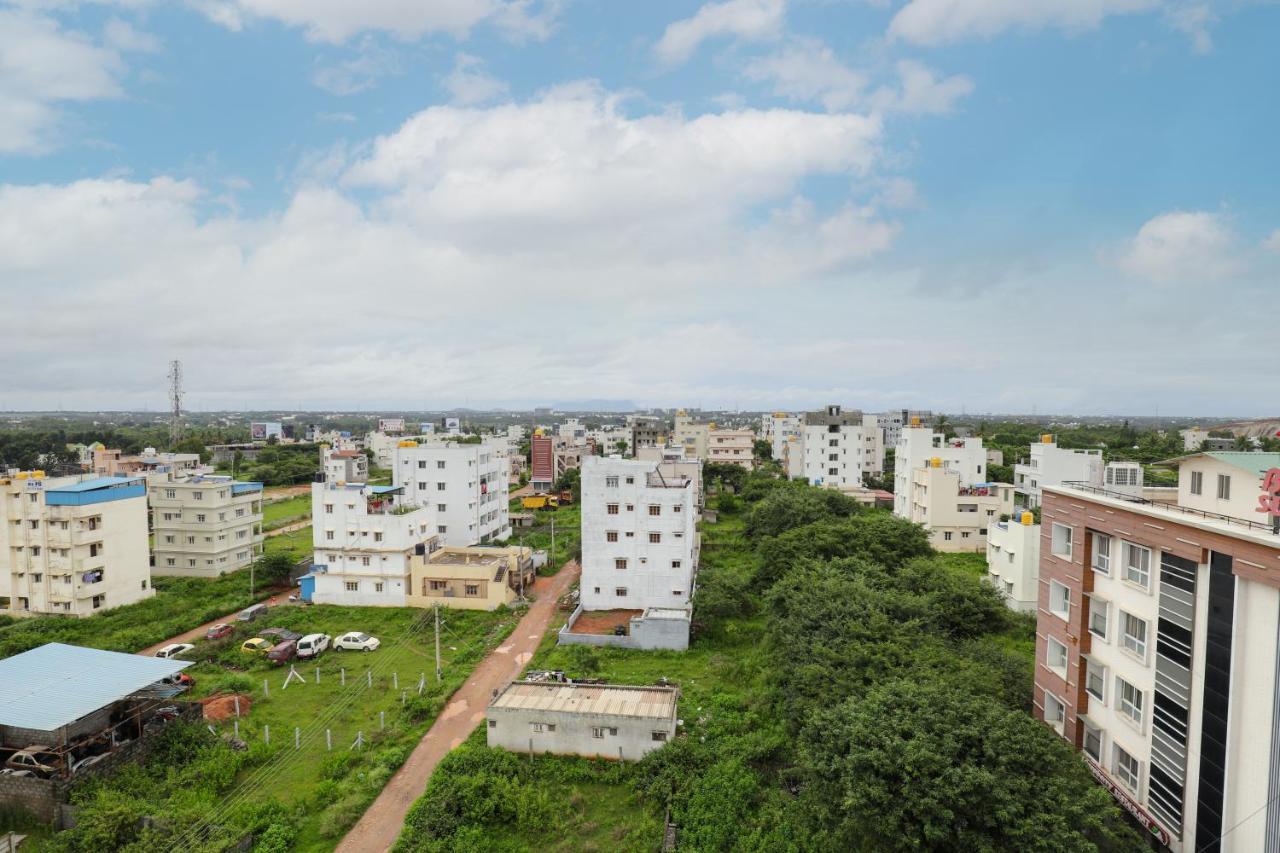 Myspace Tattwa Grand Hotel Yelahanka Exterior foto